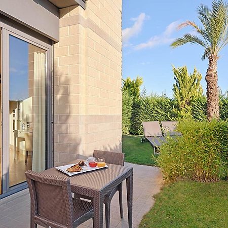 Elegance Boutique Suites Валверде Екстериор снимка