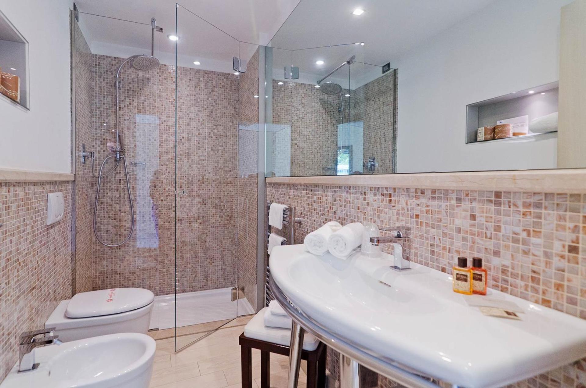 Elegance Boutique Suites Валверде Екстериор снимка